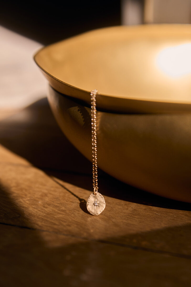 Collier mini médaille étoile
