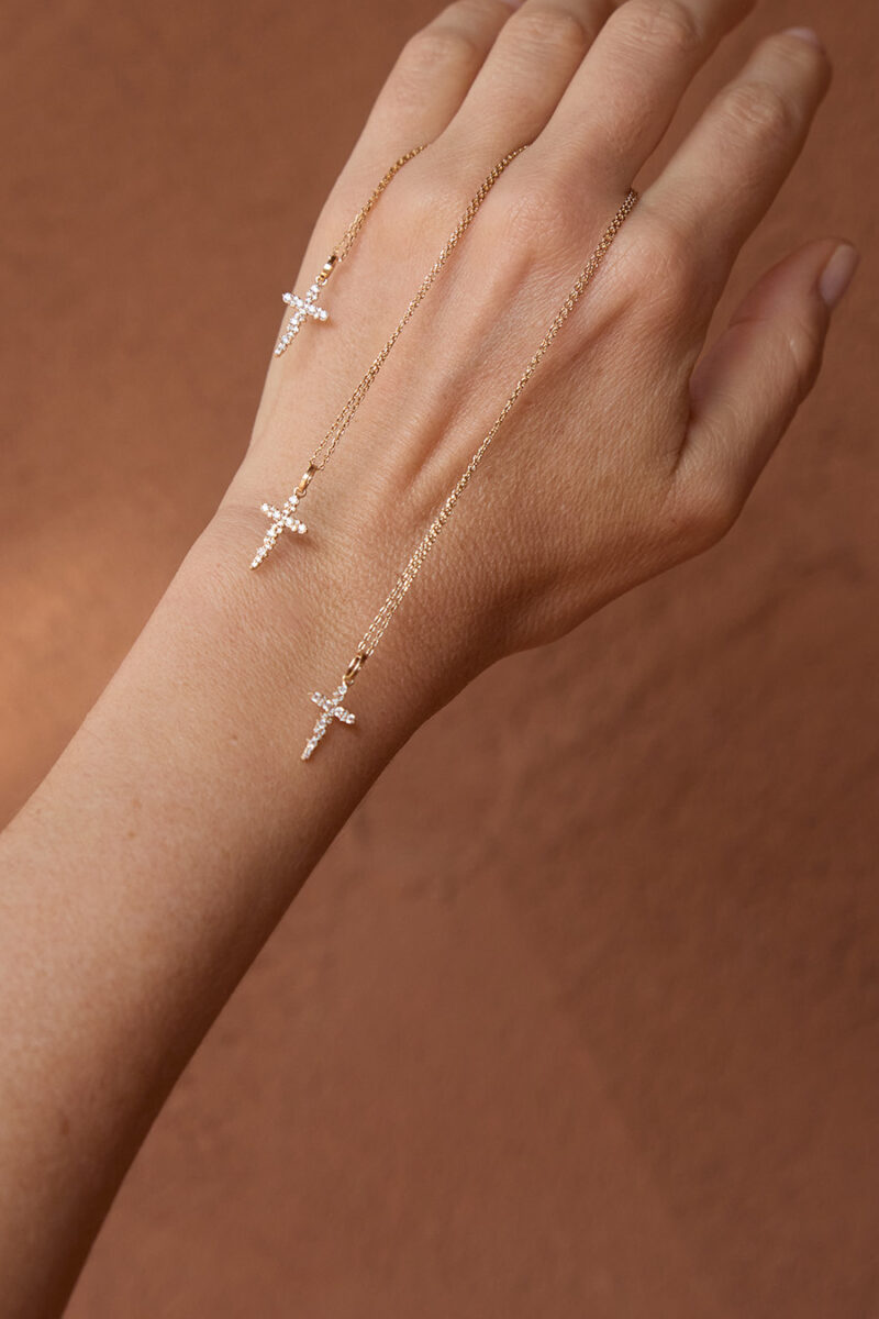 Short necklace STARS (Copie) (Copie) (Copie) Collier croix