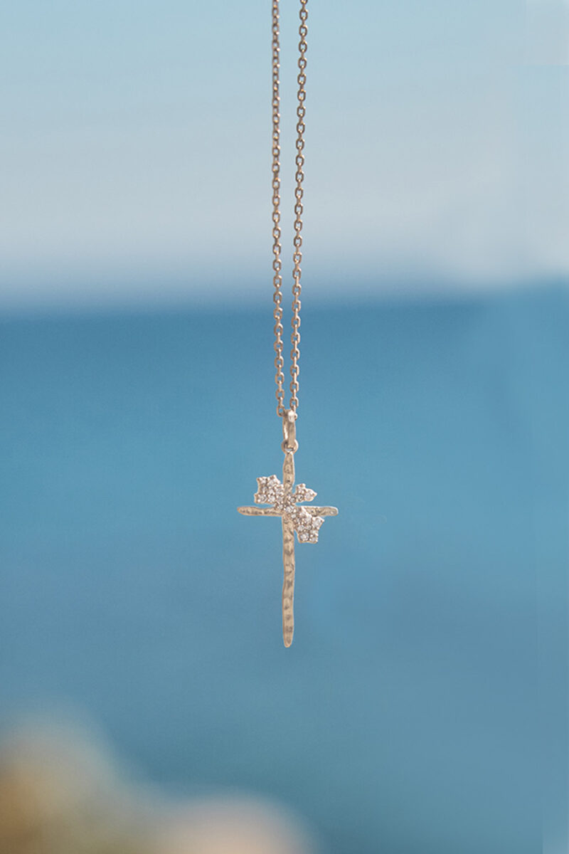 Short necklace STARS (Copie) (Copie) (Copie) (Copie) (Copie) Grande croix Rosa Ylume